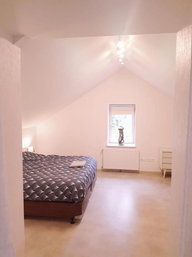 Auberge De Carlucet Екстериор снимка
