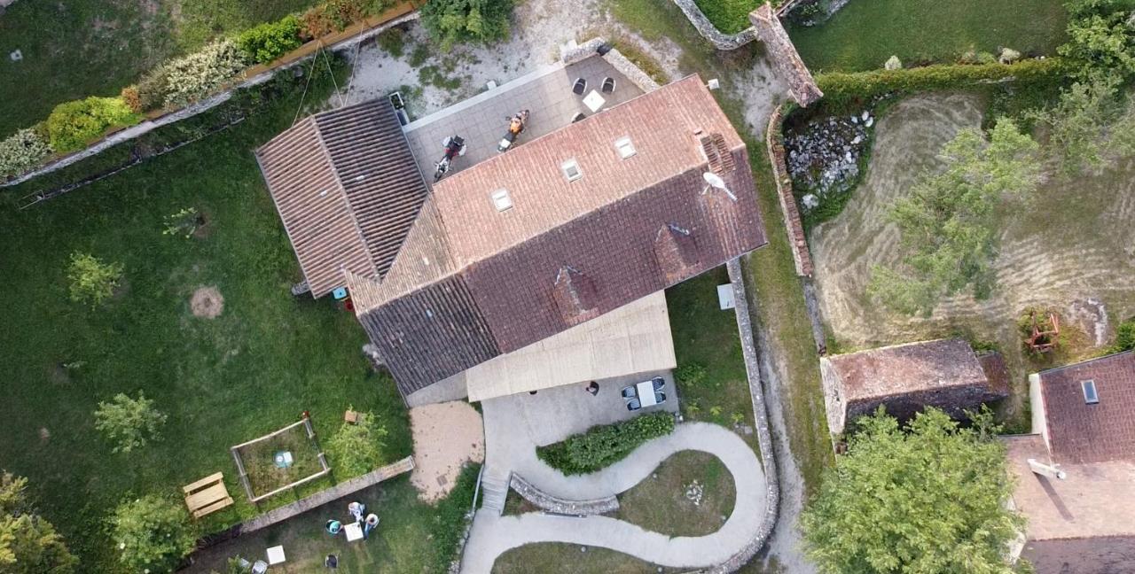 Auberge De Carlucet Екстериор снимка